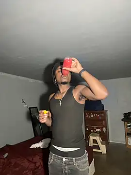 Snapshot of SluttyLyfe4L chatting on 6, 11, 2025 SluttyLyfe4L online show from 6, 11, 2025