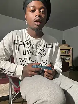 Snapshot of SluttyLyfe4L chatting on 9, 11, 2025 SluttyLyfe4L online show from 9, 11, 2025