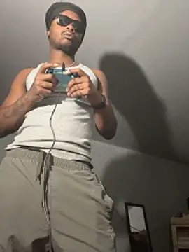 Snapshot of SluttyLyfe4L chatting on 19, 11, 2025 SluttyLyfe4L online show from 19, 11, 2025