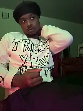 Snapshot of SluttyLyfe4L chatting on 5, 12, 2025 SluttyLyfe4L online show from 5, 12, 2025