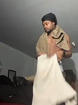 SluttyLyfe4L online show from 17, 12, 2025