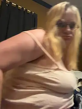Snapshot of CherishWilliams chatting on 7, 7, 2026 CherishWilliams online show from 7, 7, 2026