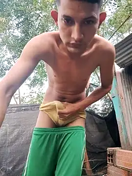 Snapshot of Valentinacuc chatting on 18, 12, 2025 Valentinacuc online show from 18, 12, 2025