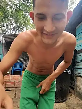 Snapshot of Valentinacuc chatting on 19, 12, 2025 Valentinacuc online show from 19, 12, 2025