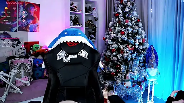 Snapshot of _Sparkland_ chatting on 5, 1, 2026 Sparkland online show from 5, 1, 2026