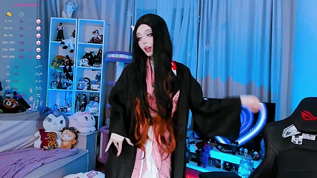 Snapshot of _Sparkland_ chatting on 3, 4, 2026 Sparkland online show from 3, 4, 2026