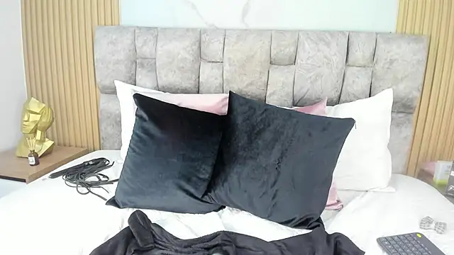 Khalifa fletcher online show from 12, 2, 2025