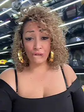 Snapshot of Katti_Barrera chatting on 30, 6, 2026 Katti Barrera online show from 30, 6, 2026