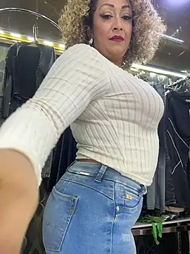 Snapshot of Katti_Barrera chatting on 28, 7, 2026 Katti Barrera online show from 28, 7, 2026