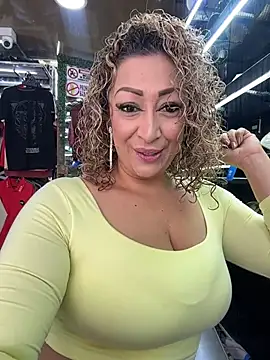 Snapshot of Katti_Barrera chatting on 31, 7, 2026 Katti Barrera online show from 31, 7, 2026