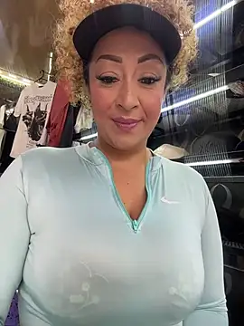 Snapshot of Katti_Barrera chatting on 1, 8, 2026 Katti Barrera online show from 1, 8, 2026