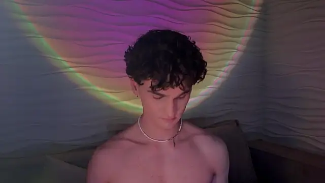 Snapshot of adam_21cm__ chatting on 23, 2, 2025 adam 21cm   online show from 23, 2, 2025