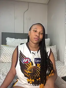 Snapshot of DrippinCaramelCutie chatting on 20, 4, 2026 DrippinCaramelCutie online show from 20, 4, 2026