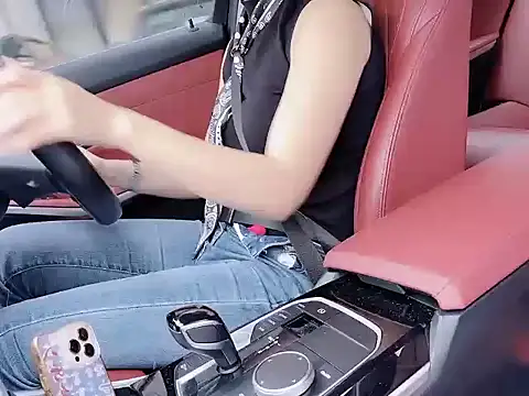 Snapshot of newwell chatting on 6, 4, 2026 newwell online show from 6, 4, 2026