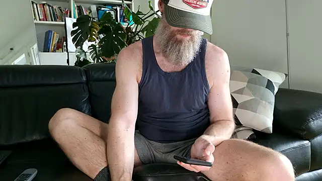 Snapshot of edosilver chatting on 22, 9, 2025 edosilver online show from 22, 9, 2025