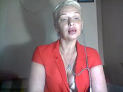 Snapshot of MaryJane441 chatting on 8, 7, 2026 MaryJane441 online show from 8, 7, 2026