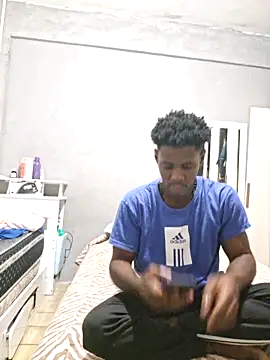 Percybr4561 online show from 17, 11, 2025