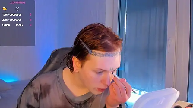 Snapshot of Spliti_moon chatting on 19, 4, 2026 Spliti moon online show from 19, 4, 2026