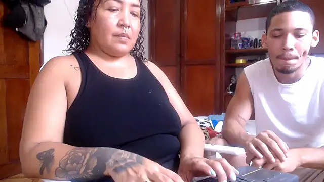 Snapshot of cougar_town chatting on 15, 3, 2025 cougar town online show from 15, 3, 2025