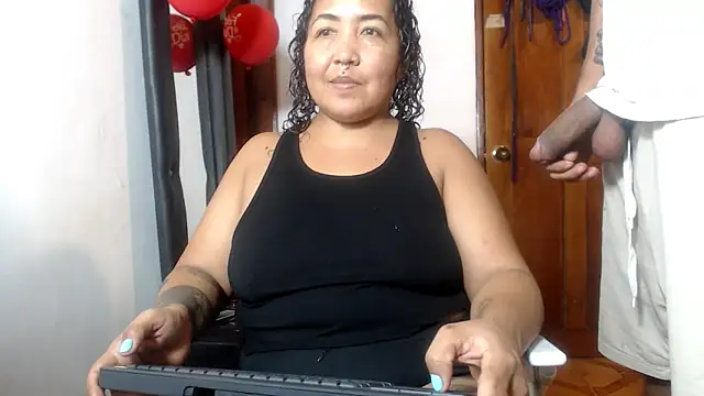 Snapshot of cougar_town chatting on 16, 3, 2025 cougar town online show from 16, 3, 2025