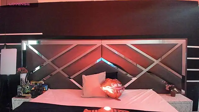 SexyNaf online show from 25, 9, 2025