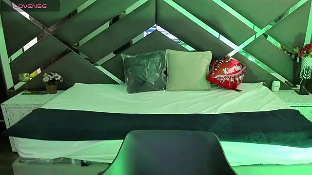 SexyNaf online show from 9, 10, 2025