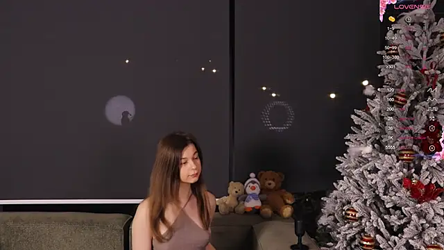 AnnaSiren online show from 7, 1, 2025