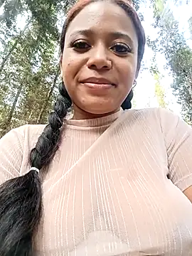 Snapshot of cindy_damm chatting on 12, 3, 2025 cindy damm online show from 12, 3, 2025
