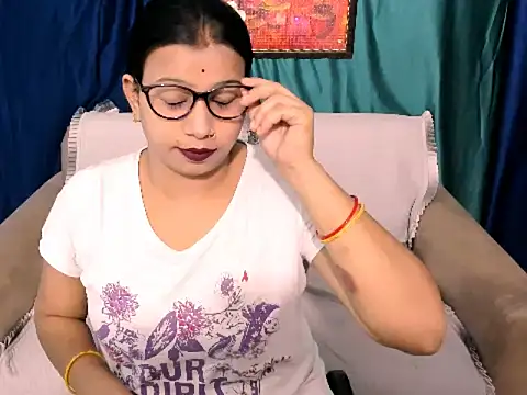 Snapshot of kendracox21 chatting on 3, 5, 2026 kendracox21 online show from 3, 5, 2026