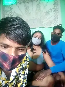 Snapshot of Group_Of_Lust chatting on 25, 11, 2025 Group Of Lust online show from 25, 11, 2025