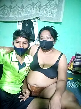 Snapshot of Group_Of_Lust chatting on 13, 4, 2026 Group Of Lust online show from 13, 4, 2026