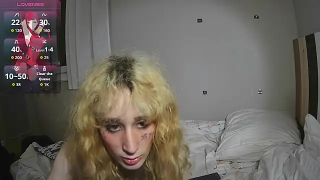 Snapshot of piou-sissy chatting on 7, 3, 2026 piou-sissy online show from 7, 3, 2026