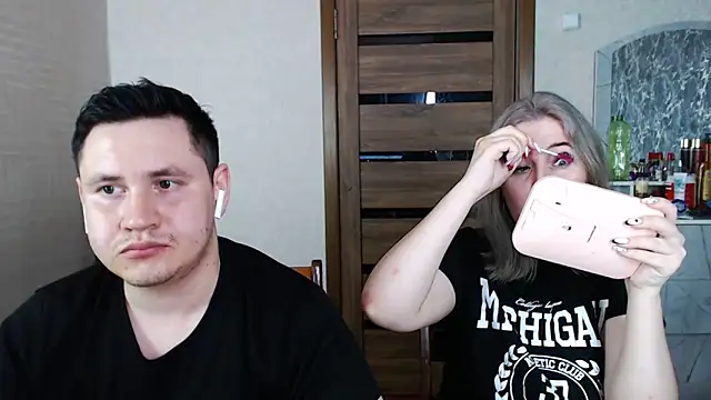 Kristy-Max online show from 23, 2, 2025