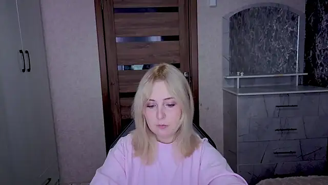 Snapshot of Kristy-Max chatting on 13, 3, 2026 Kristy-Max online show from 13, 3, 2026