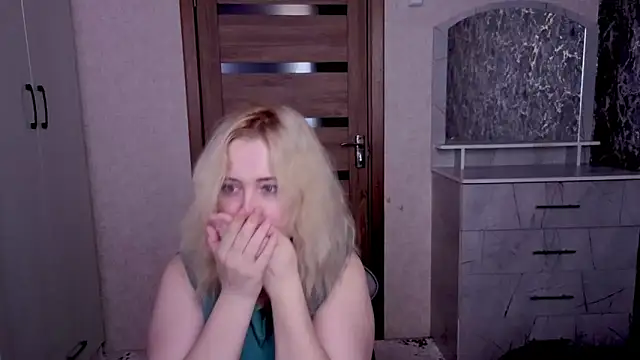 Snapshot of Kristy-Max chatting on 20, 3, 2026 Kristy-Max online show from 20, 3, 2026