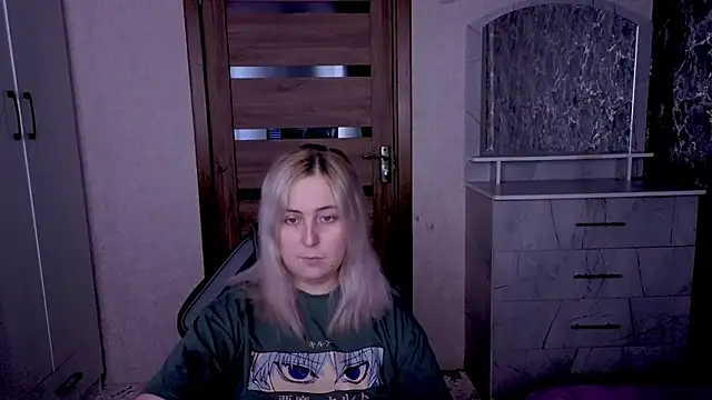 Snapshot of Kristy-Max chatting on 17, 4, 2026 Kristy-Max online show from 17, 4, 2026