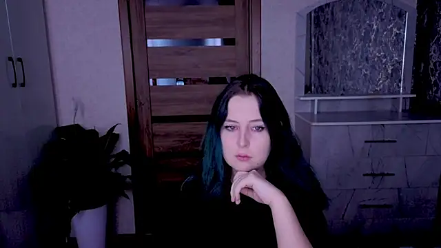Kristy-Max online show from 6, 7, 2026
