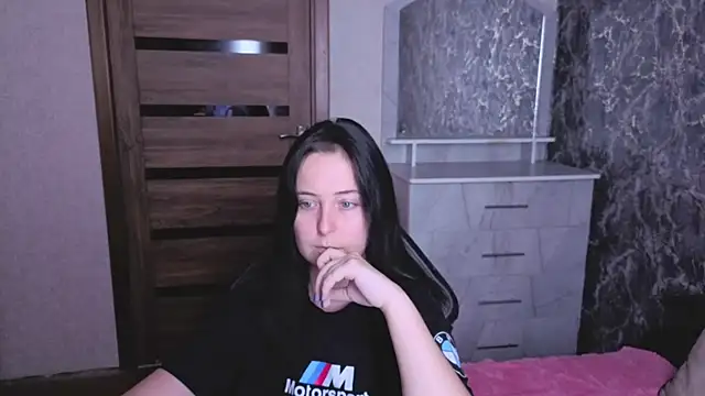 Kristy-Max online show from 3, 8, 2026