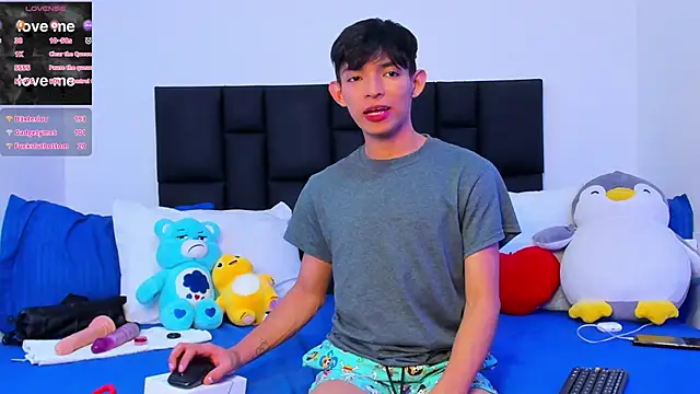 Snapshot of Tonny_twink_ chatting on 12, 3, 2025 Tonny twink  online show from 12, 3, 2025