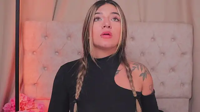 ashleyvalirya online show from 28, 2, 2025