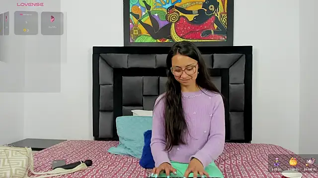 tatiana valencia online show from 4, 1, 2025