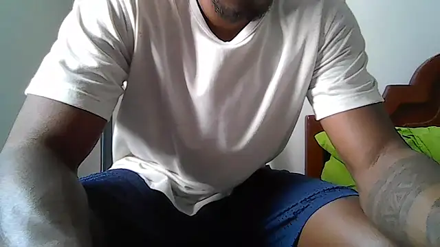 Snapshot of Alphadavid_23 chatting on 27, 3, 2026 Alphadavid 23 online show from 27, 3, 2026