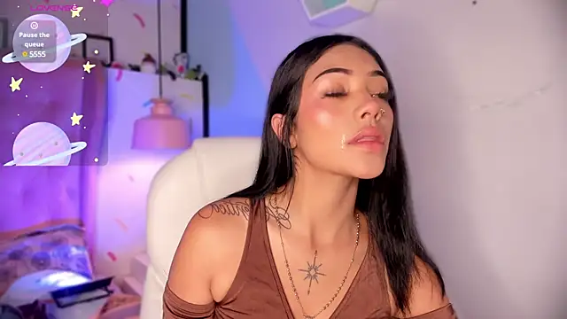 Giovanna oliveira online show from 7, 1, 2025