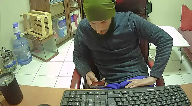 hardbigcock16 online show from 6, 2, 2025