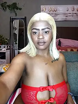 Snapshot of Boobylicious_BB chatting on 3, 10, 2025 Boobylicious BB online show from 3, 10, 2025