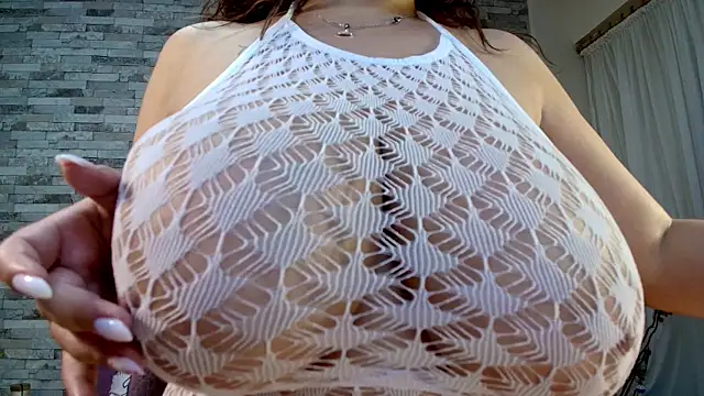 Snapshot of KairaFantasyy chatting on 12, 6, 2026 KairaFantasyy online show from 12, 6, 2026