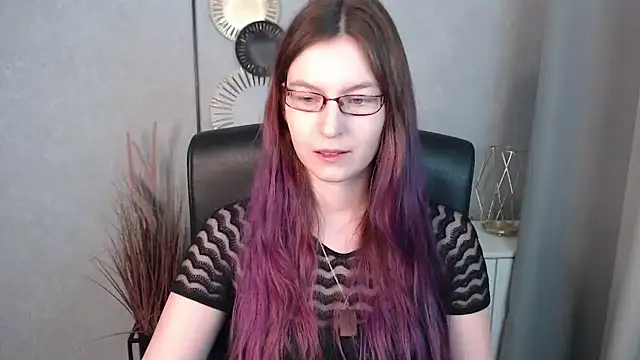 emmaxDelight online show from 15, 1, 2025