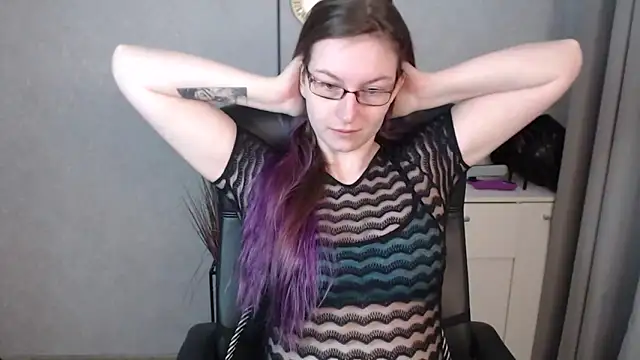 emmaxDelight online show from 23, 10, 2025