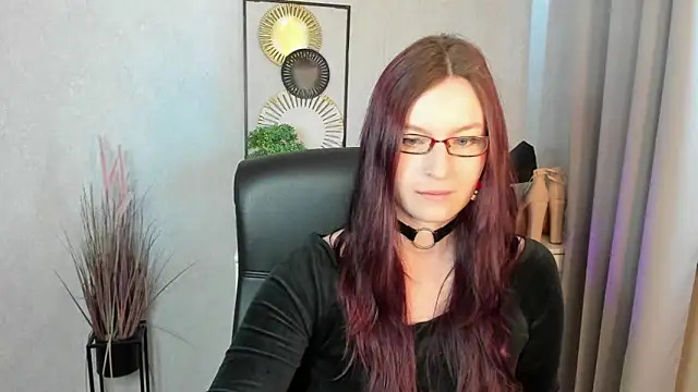 emmaxDelight online show from 29, 5, 2026