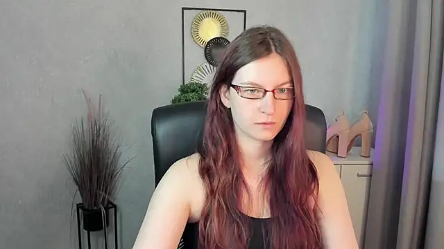 emmaxDelight online show from 7, 7, 2026